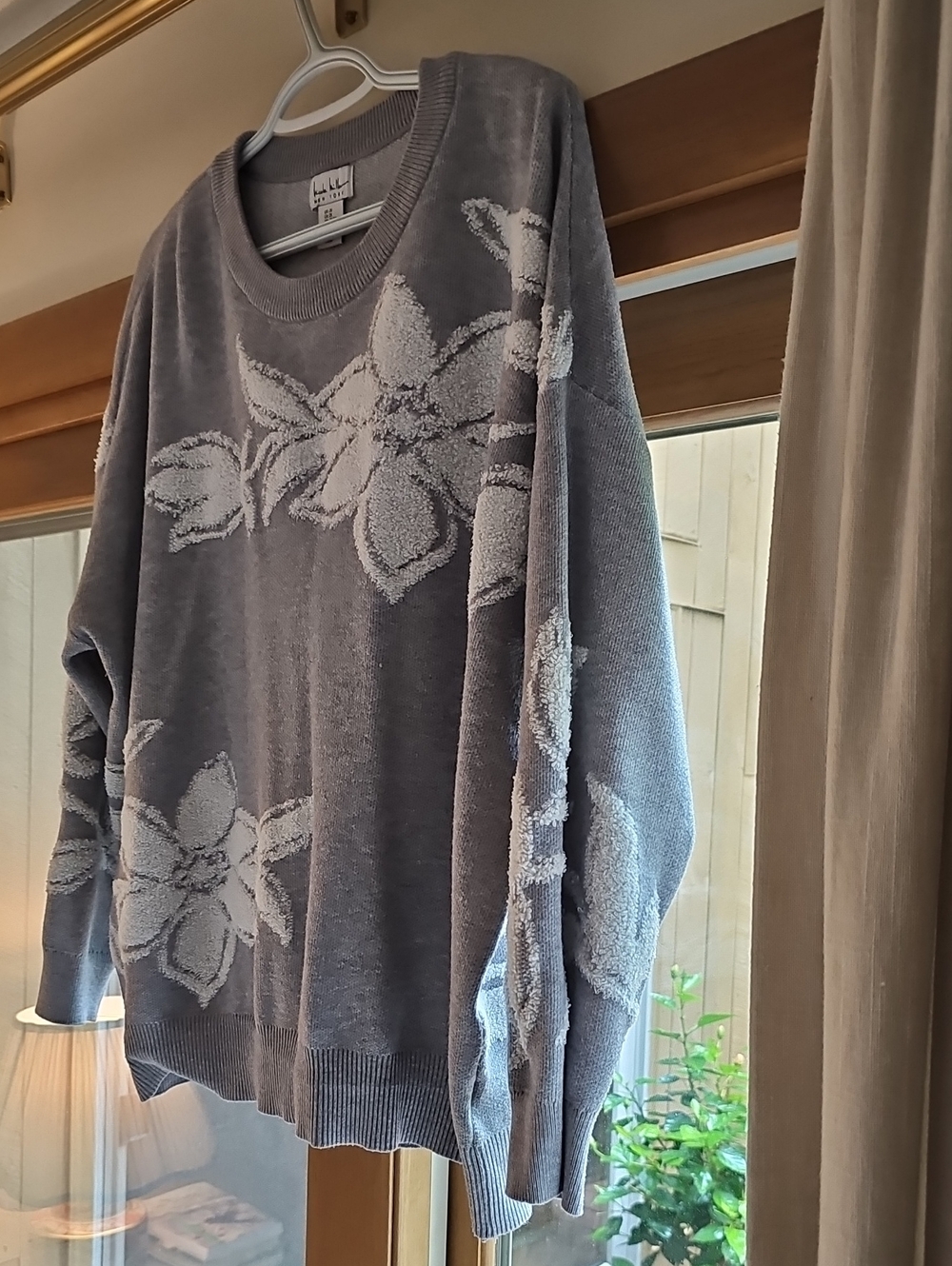 Cozy Gray Floral Knit Sweater - Women